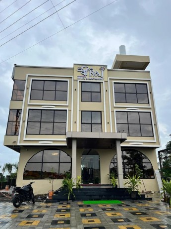 viraj-hotel-restaurant-big-0